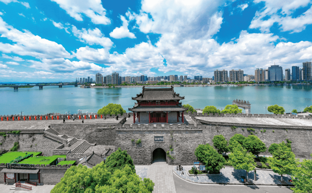 襄阳_香港最准100%中特资料,非议手册请全面释义、解释与落实
